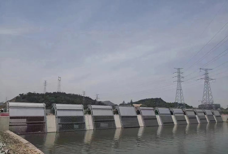 回转式粗格栅清污机